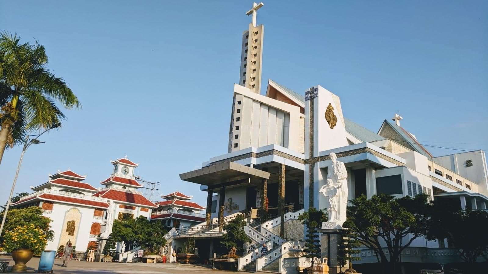 Ngày nay, Thánh đường Tắc Sậy là trung tâm hành hương Công giáo